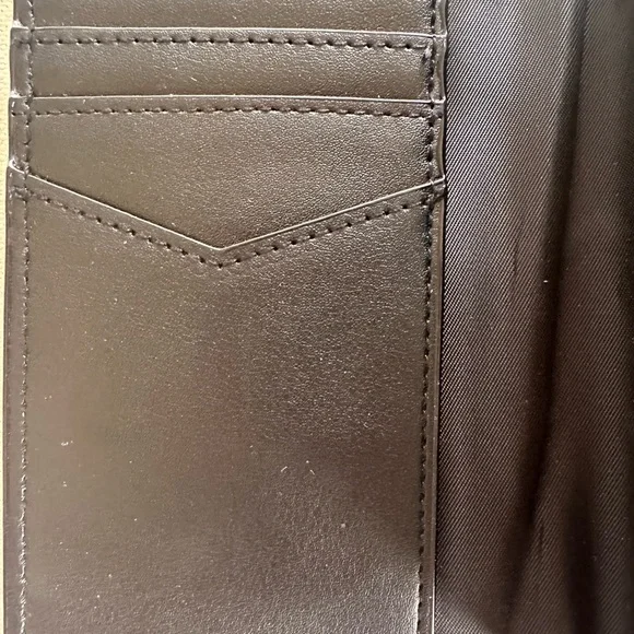 Victoria's Secret Black & White Striped Card Wallet with Gold Heart - Picture 2 of 5